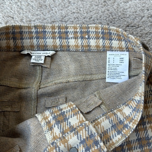 American Eagle Plaid Straight Leg Pants | Size 0 Short - Picture 2 of 6